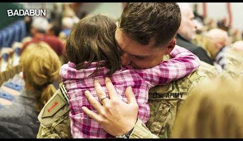10 soldados vuelven a ver a la familia tras años de servicio. Así fueron sus reencuentros