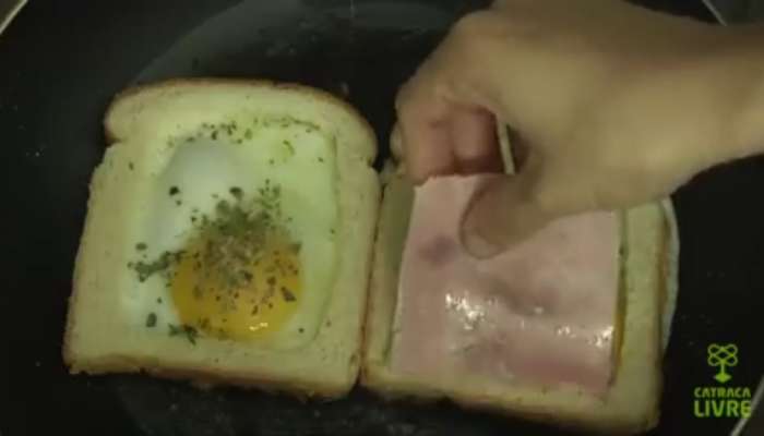 Seguro que no conocías esta forma de hacer sandwich mixto con huevo